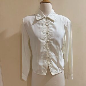 Yves St. Clair White Ruffled Front Blouse